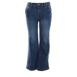 Venus Bum Lifter Fame Capri Jeans in Dark Blue Wash